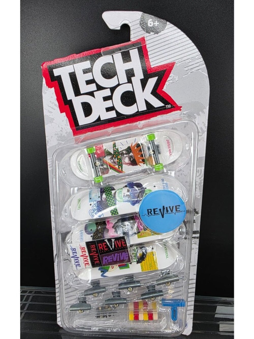 Tech Deck Revive Fingerboard 4-Pack With Customization Tools